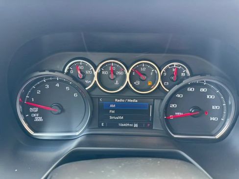 Used 2024 Chevrolet Suburban LS w/ Driver Alert Package AWD/4WD image 8