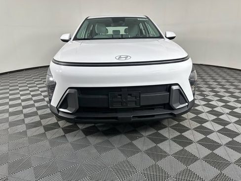 Used 2024 Hyundai Kona SE AWD/4WD image 13