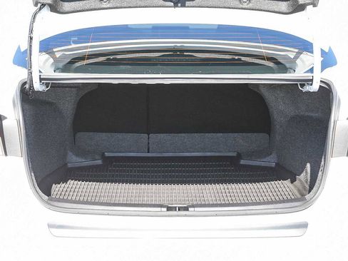 Certified 2025 Toyota Corolla SE image 26