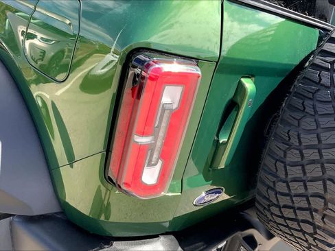 Used 2024 Ford Bronco Outer Banks AWD/4WD image 28