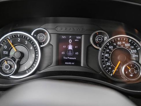 Used 2021 RAM 2500 Tradesman w/ Chrome Appearance Group AWD/4WD image 26