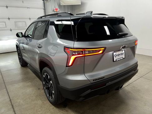 New 2026 Chevrolet Equinox RS w/ Convenience Package III FWD image 6