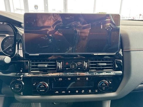 New 2026 Nissan Pathfinder Rock Creek w/ Rock Creek Premium Package AWD/4WD image 12