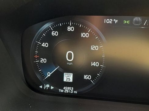 Used 2021 Volvo XC60 T8 Inscription w/ Advanced Package AWD/4WD image 12