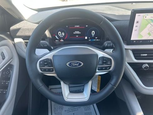 New 2026 Ford Explorer Active w/ Active Comfort Package RWD image 15
