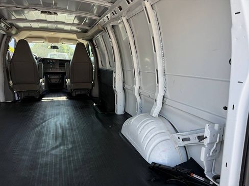 Used 2025 Chevrolet Express 2500 Extended w/ Driver Convenience Package RWD image 22