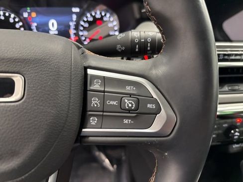 Used 2022 Jeep Compass Limited w/ Sun and Sound Group image 32