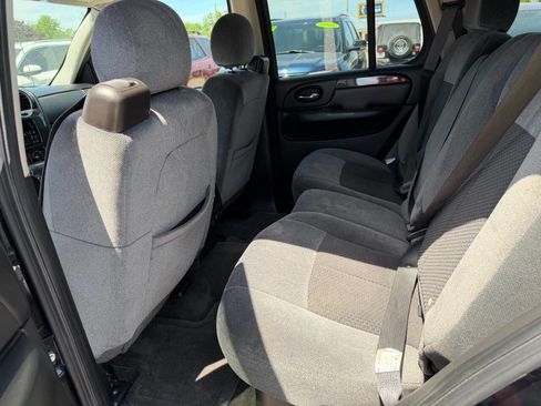 Used 2009 GMC Envoy SLE AWD/4WD image 11