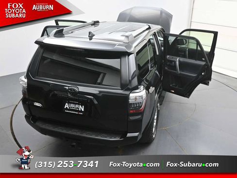 Used 2023 Toyota 4Runner SR5 Premium w/ Moonroof Package AWD/4WD image 35