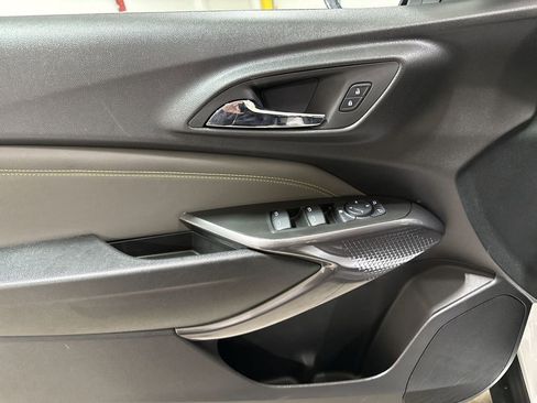 Certified 2026 Chevrolet Trax ACTIV w/ Sunroof Package FWD image 21