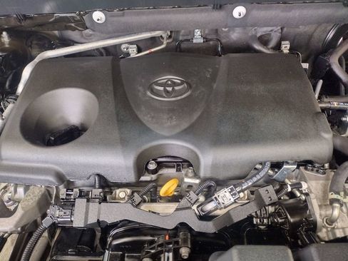 Used 2023 Toyota RAV4 Adventure AWD/4WD image 7