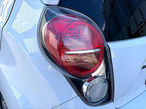 Used 2015 Chevrolet Spark LT image 28