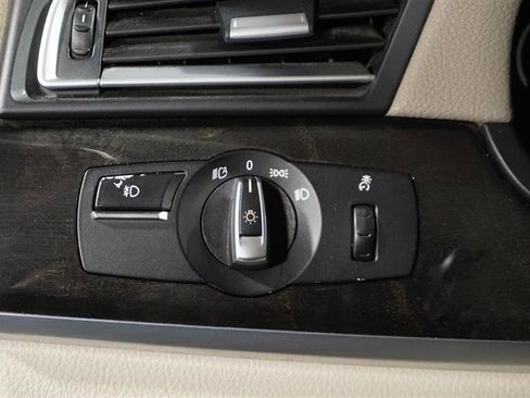 Used 2012 BMW 750Li xDrive image 13