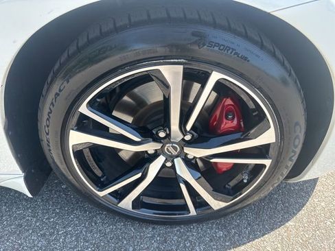 Used 2020 Nissan 370Z Touring Sport RWD image 13