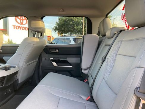 Used 2024 Toyota Tundra Limited AWD/4WD image 8