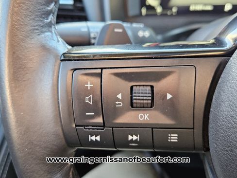 Used 2021 Nissan Rogue Platinum image 13