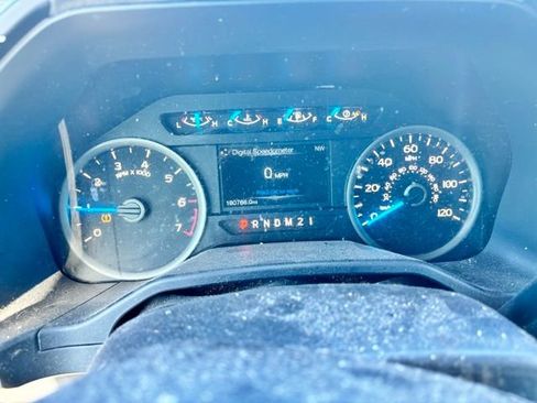 Used 2015 Ford F150 XLT w/ Equipment Group 302A Luxury image 11