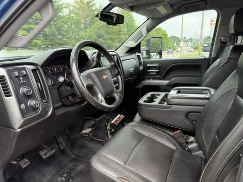 Used 2018 Chevrolet Silverado 2500 LT w/ LT Fleet Convenience Package AWD/4WD image 17