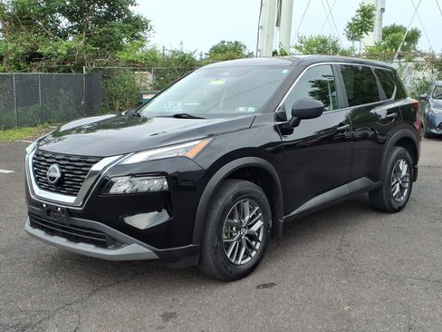 Used 2022 Nissan Rogue S AWD/4WD image 8