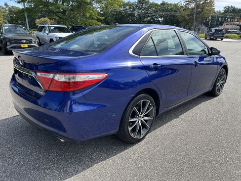Used 2016 Toyota Camry XSE w/ Moonroof Package FWD image 5