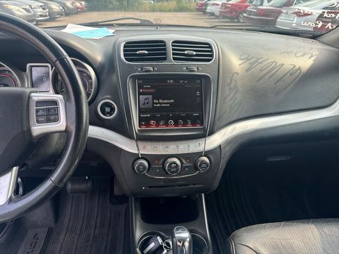 Used 2018 Dodge Journey GT w/ Nav & Sun Group AWD/4WD image 10