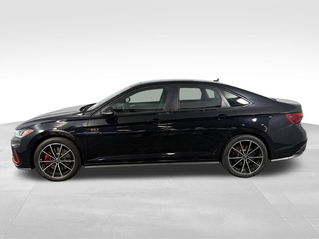 Used 2025 Volkswagen Jetta GLI Autobahn FWD image 9