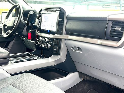 Used 2024 Ford F150 XLT w/ Mobile Office Package image 22