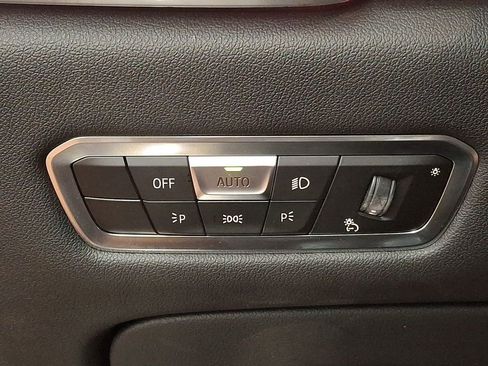 Certified 2022 BMW X5 xDrive40i w/ M Sport Package image 24