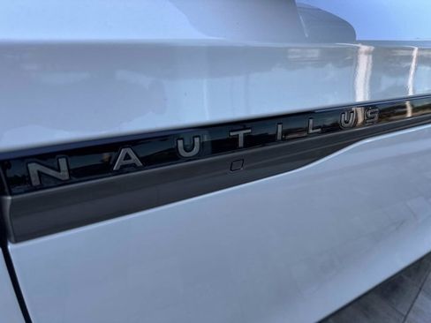 New 2026 Lincoln Nautilus Black Label image 8
