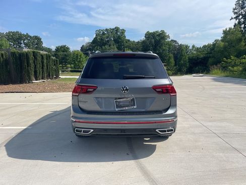 Used 2024 Volkswagen Tiguan SEL R-Line w/ MDO Package, Two-Row AWD/4WD image 5