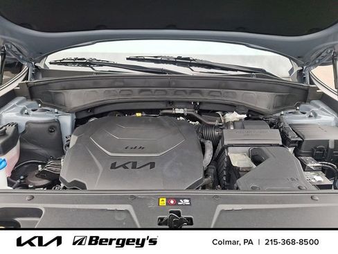Used 2024 Kia Telluride EX w/ EX Captain's Chair Package image 35