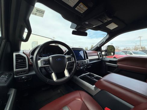 Used 2022 Ford F250 Platinum AWD/4WD image 17