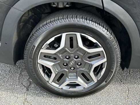 Used 2021 Hyundai Santa Fe Limited image 17