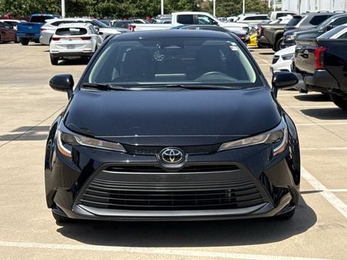 Used 2024 Toyota Corolla LE FWD image 8