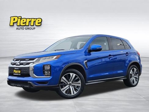 Used 2024 Mitsubishi Outlander Sport SE image 1