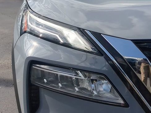 Used 2022 Nissan Rogue Platinum w/ Head-Up Display Package image 10