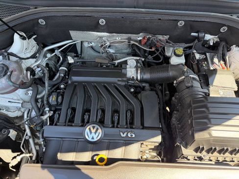 Used 2022 Volkswagen Atlas SEL Premium AWD/4WD image 8