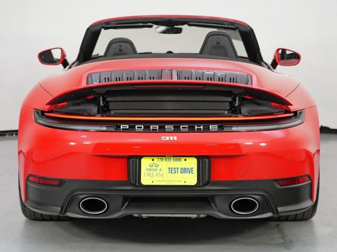 Used 2025 Porsche 911 Carrera image 54