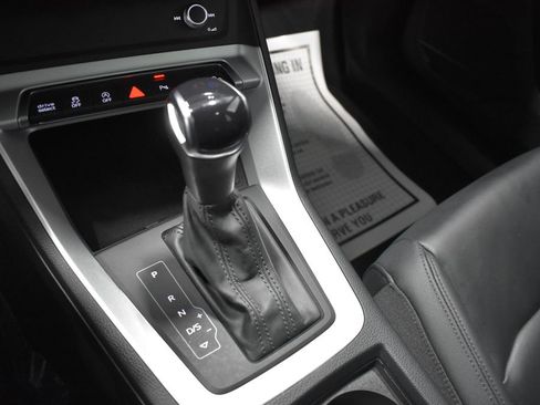 Used 2025 Audi Q3 2.0T Premium AWD/4WD image 19