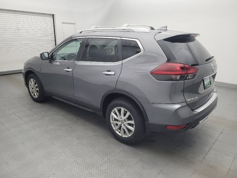 Used 2019 Nissan Rogue S w/ Special Edition Package FWD image 3