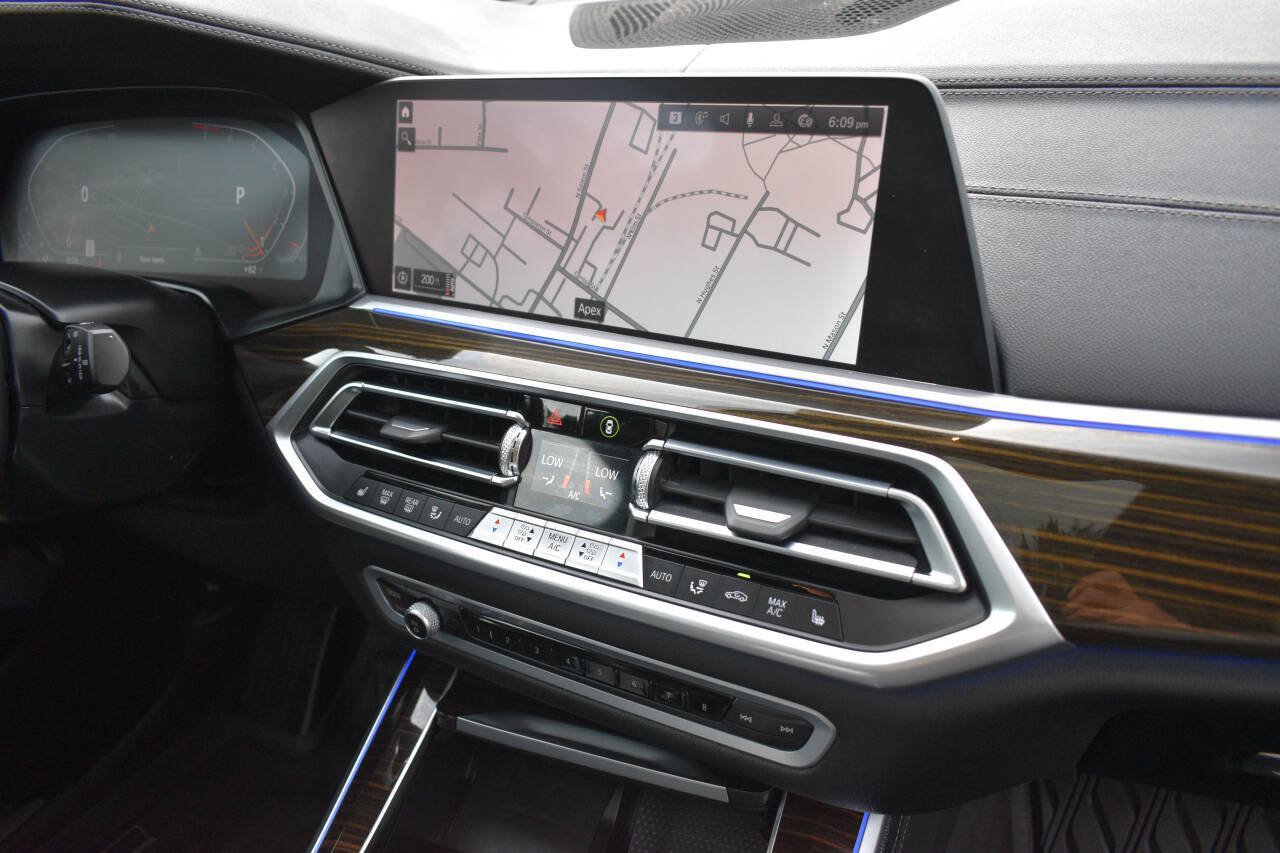 Used 2019 BMW X5 xDrive40i w/ Premium Package 2 AWD/4WD image 25
