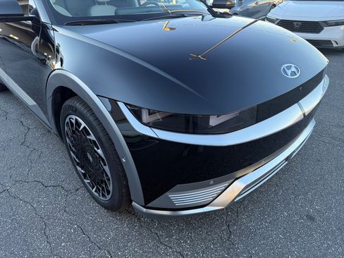 Certified 2024 Hyundai Ioniq 5 Limited image 24