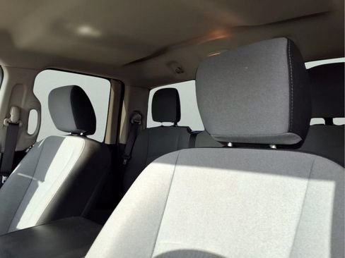 Used 2024 RAM 1500 Classic SLT AWD/4WD image 17