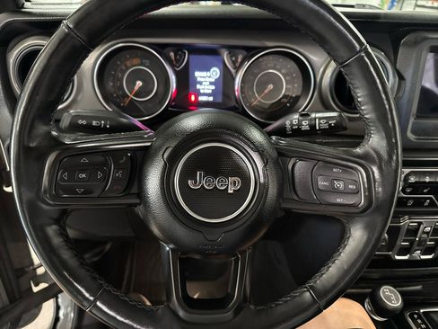 Used 2022 Jeep Wrangler Unlimited Sport AWD/4WD image 12