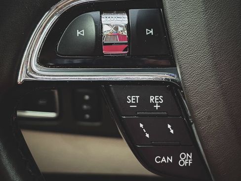 Used 2018 Lincoln Navigator L Black Label AWD/4WD image 12