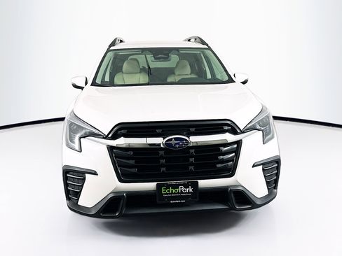 Used 2023 Subaru Ascent Premium w/ Convenience Package AWD/4WD image 2