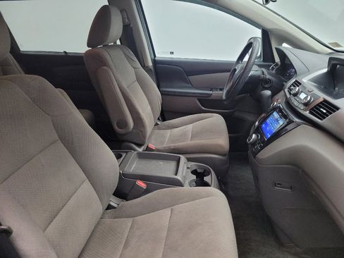 Used 2016 Honda Odyssey SE image 21