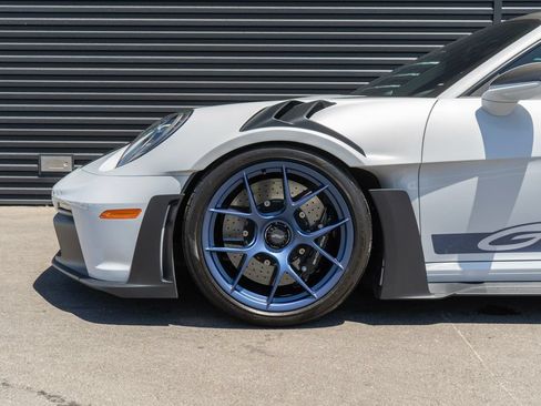 Used 2025 Porsche 911 GT3 RS RWD image 12