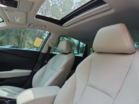 Used 2025 Honda Accord Touring image 10