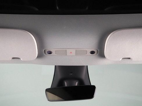 Used 2025 Tesla Model Y Long Range RWD image 64